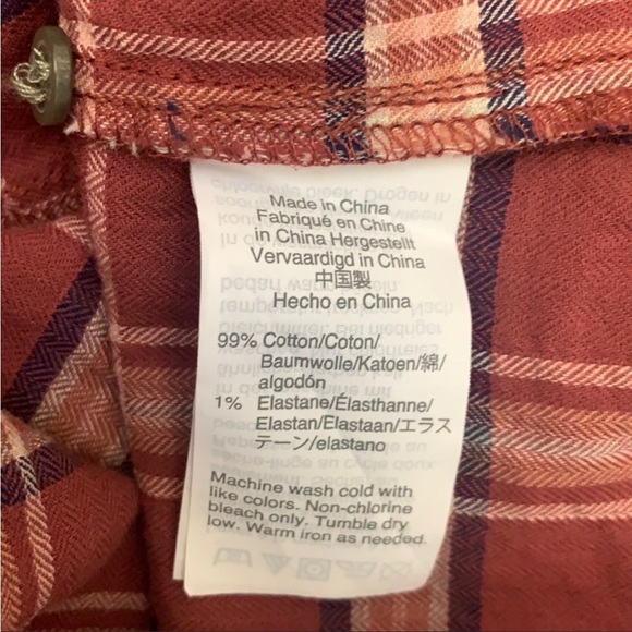 Madewell V-Neck Button Down Shirt I’m Stratfield Plaid - Picture 13 of 14